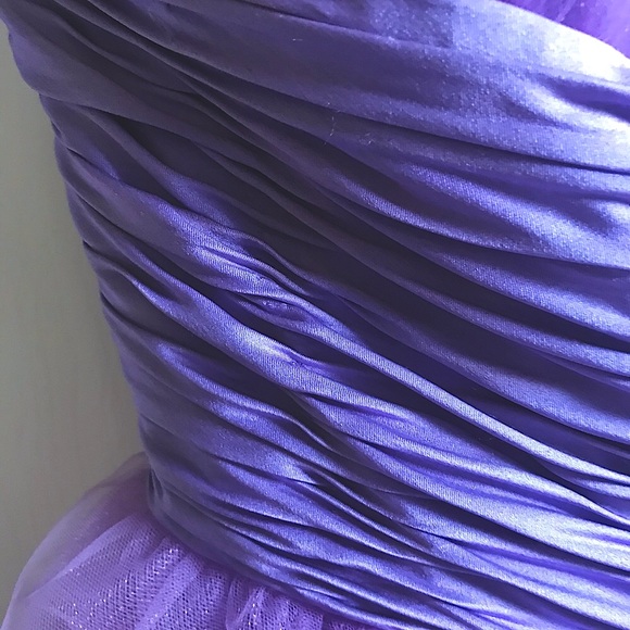 EUC SHERRI HILL BEAUTIFUL/GLAM PURPLE DRESS!!💕💕 - Picture 4 of 8